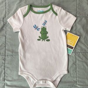 3/$15 💟 NWT Onesie Size 9M